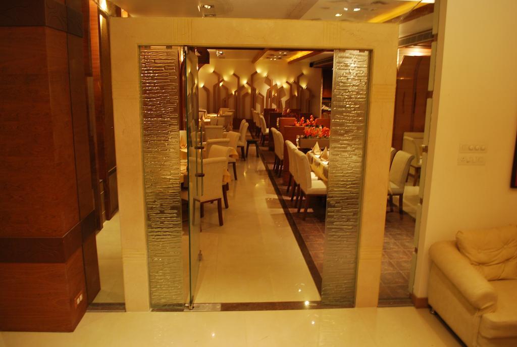 Hotel Millennium Guwahati Exterior foto