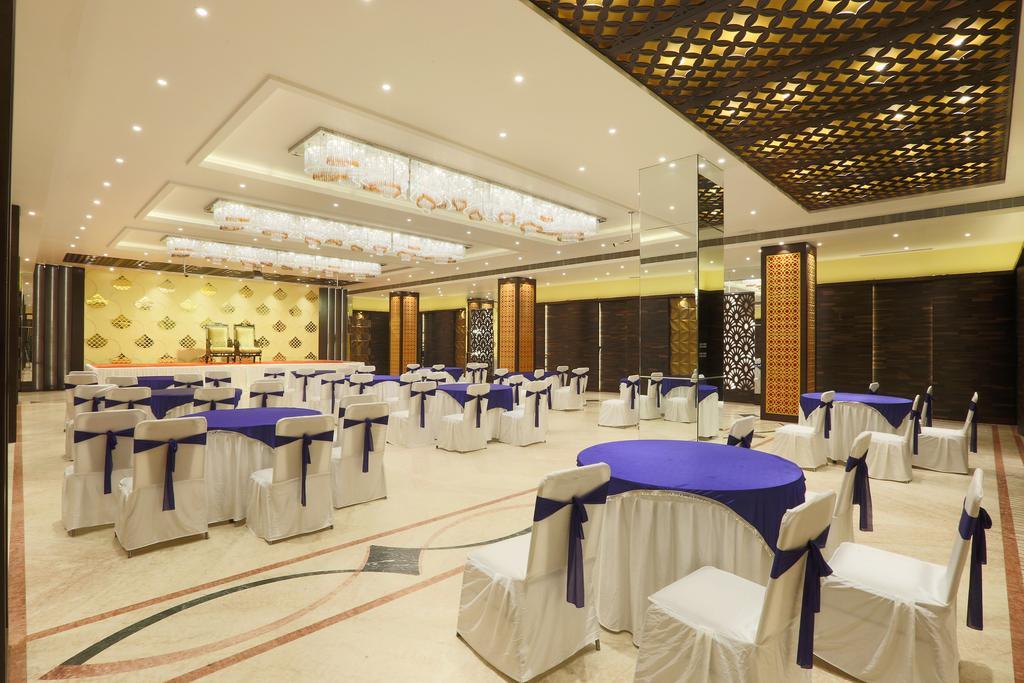 Hotel Millennium Guwahati Exterior foto