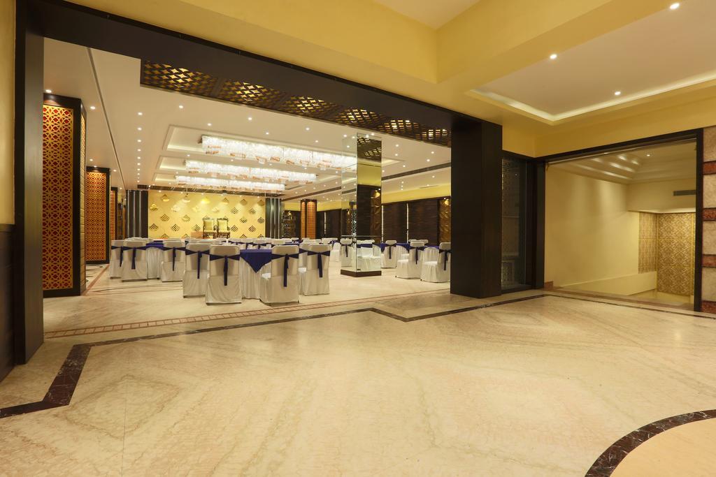 Hotel Millennium Guwahati Exterior foto